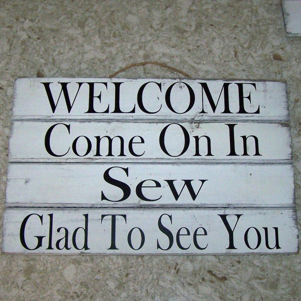 Wooden Signs Sewing Room Pair - Picture 3 of 5